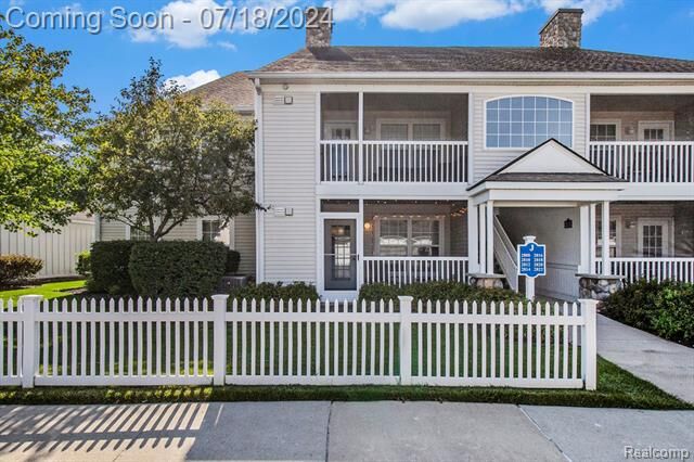 Property Photo: 2808 S Knightsbridge Circle MI 48105