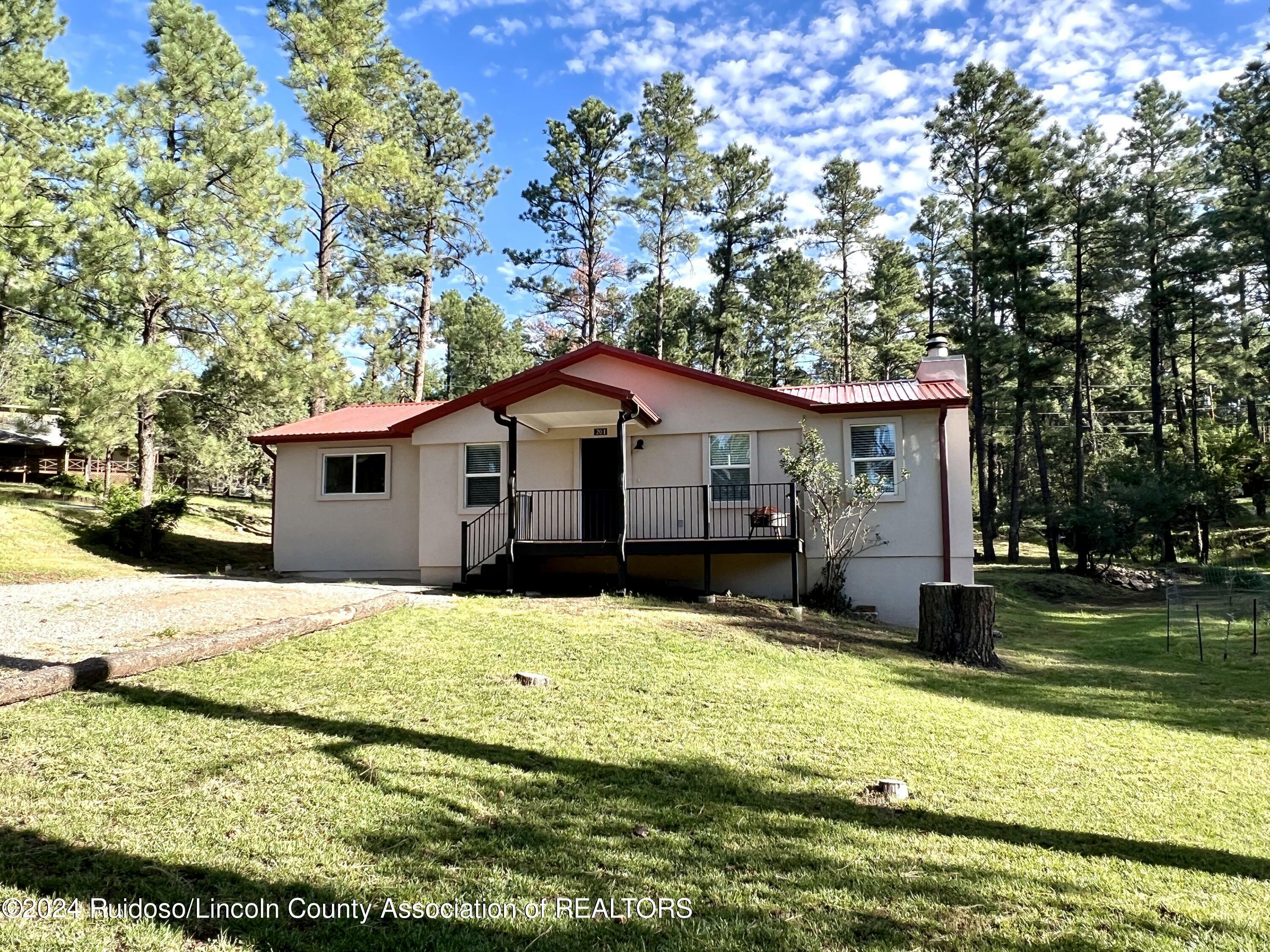 Property Photo:  201 Hansen Drive  NM 88345 