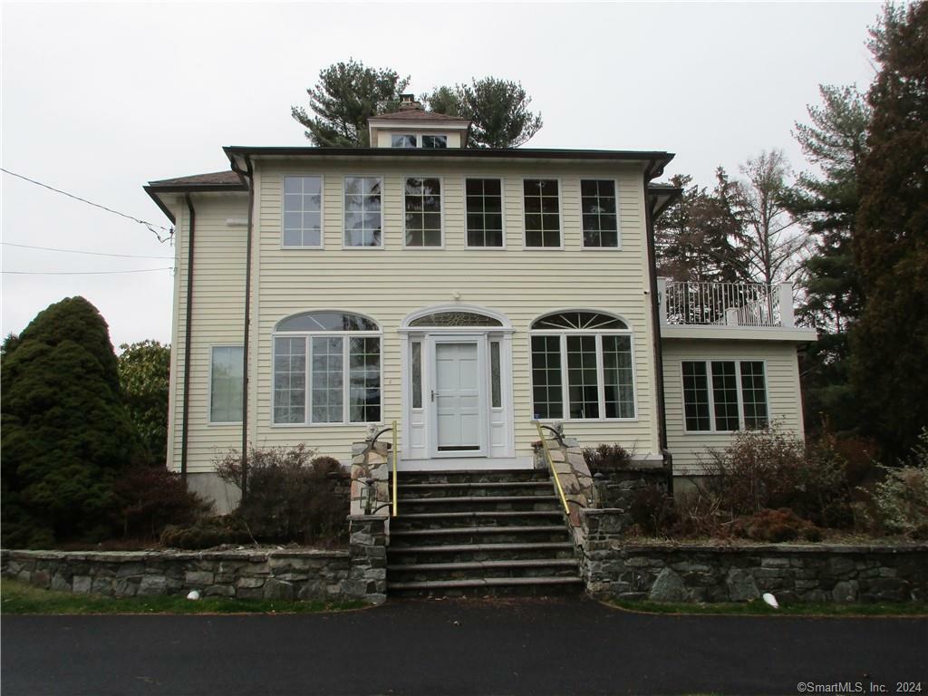 Property Photo:  3 Roller Terrace  CT 06461 