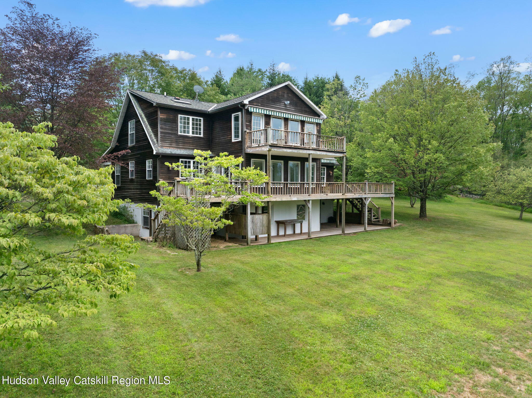 Property Photo:  90 Highland  NY 12484 