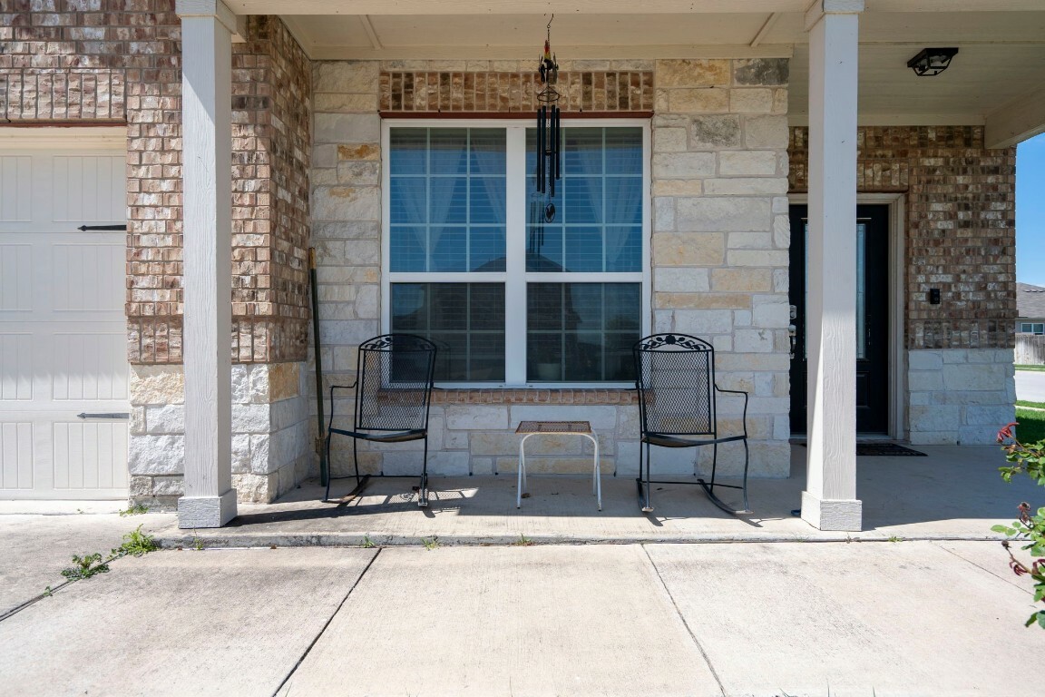 Property Photo:  1458 Twin Estates Drive  TX 78640 