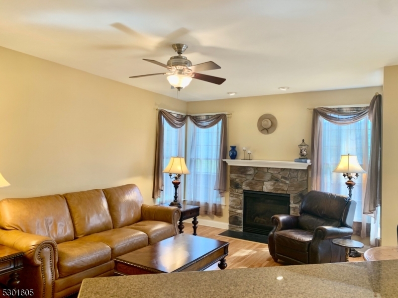 Property Photo:  104 Briar Ct 104  NJ 07419 