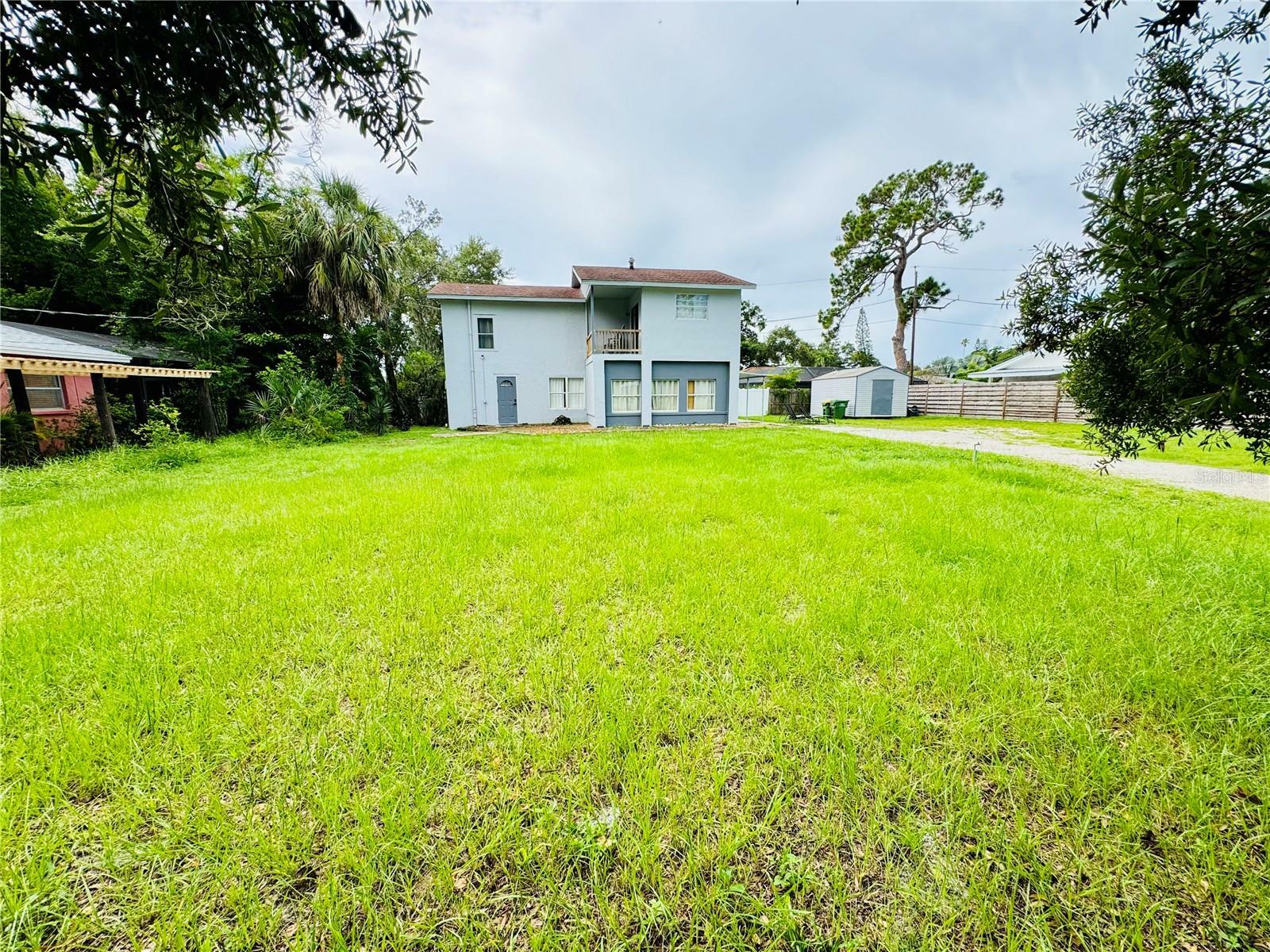 Property Photo:  3052 Alta Vista St  FL 34237 