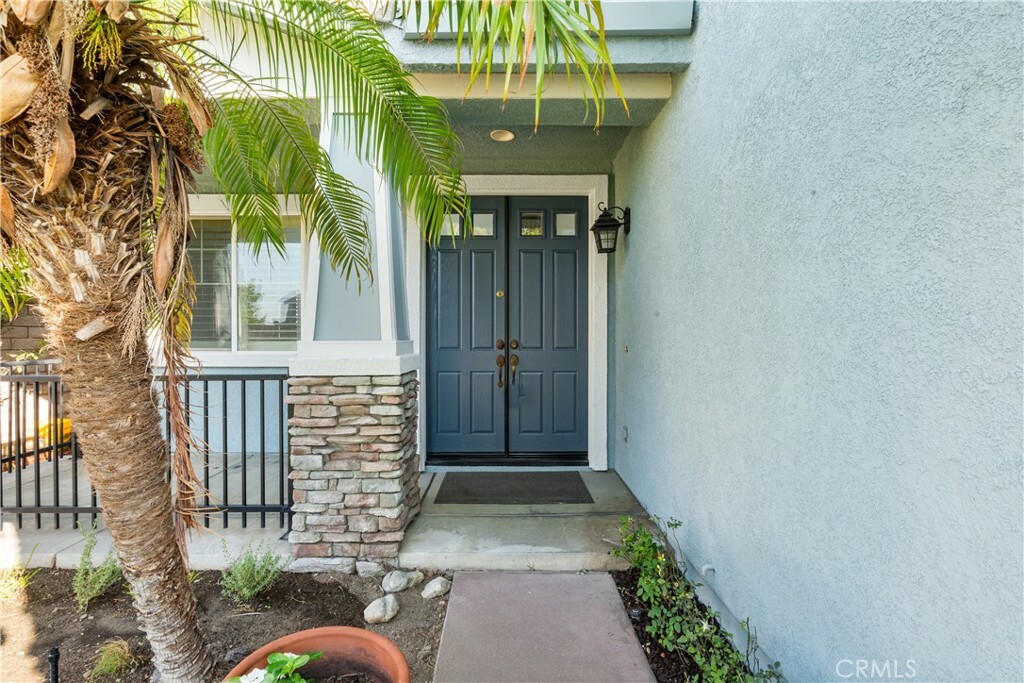 Property Photo:  15416 Petunia Street  CA 92336 