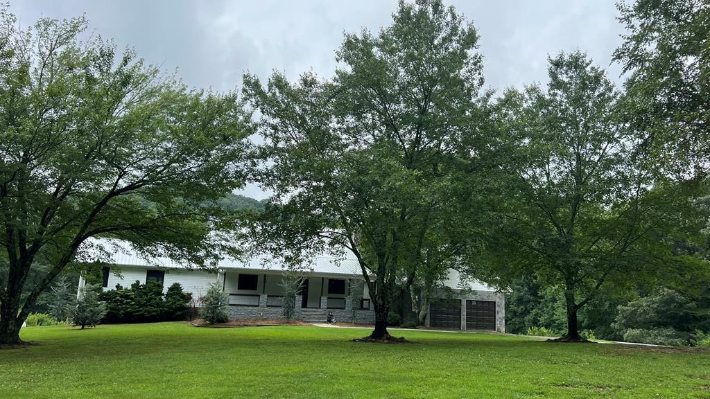 Property Photo: 8249 Boardtown Road GA 30540