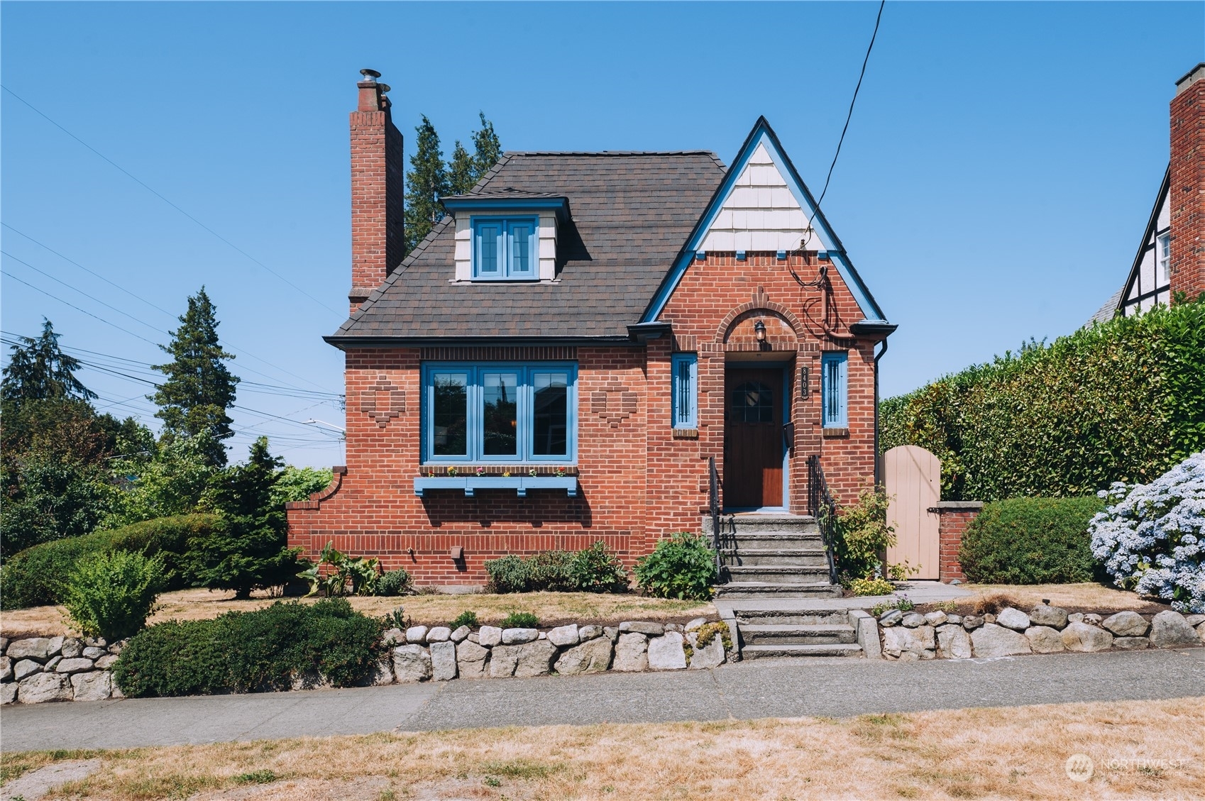 Property Photo: 8403 8th Avenue NE WA 98115