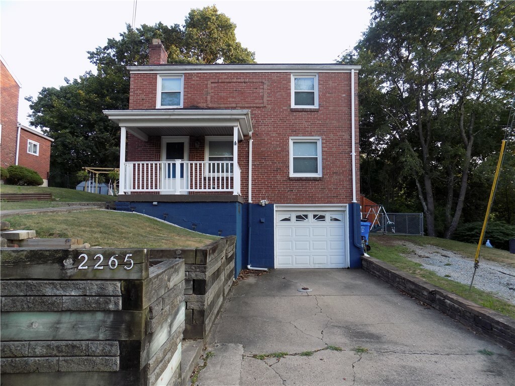 Property Photo:  2265 Constitution Blvd  PA 15135 