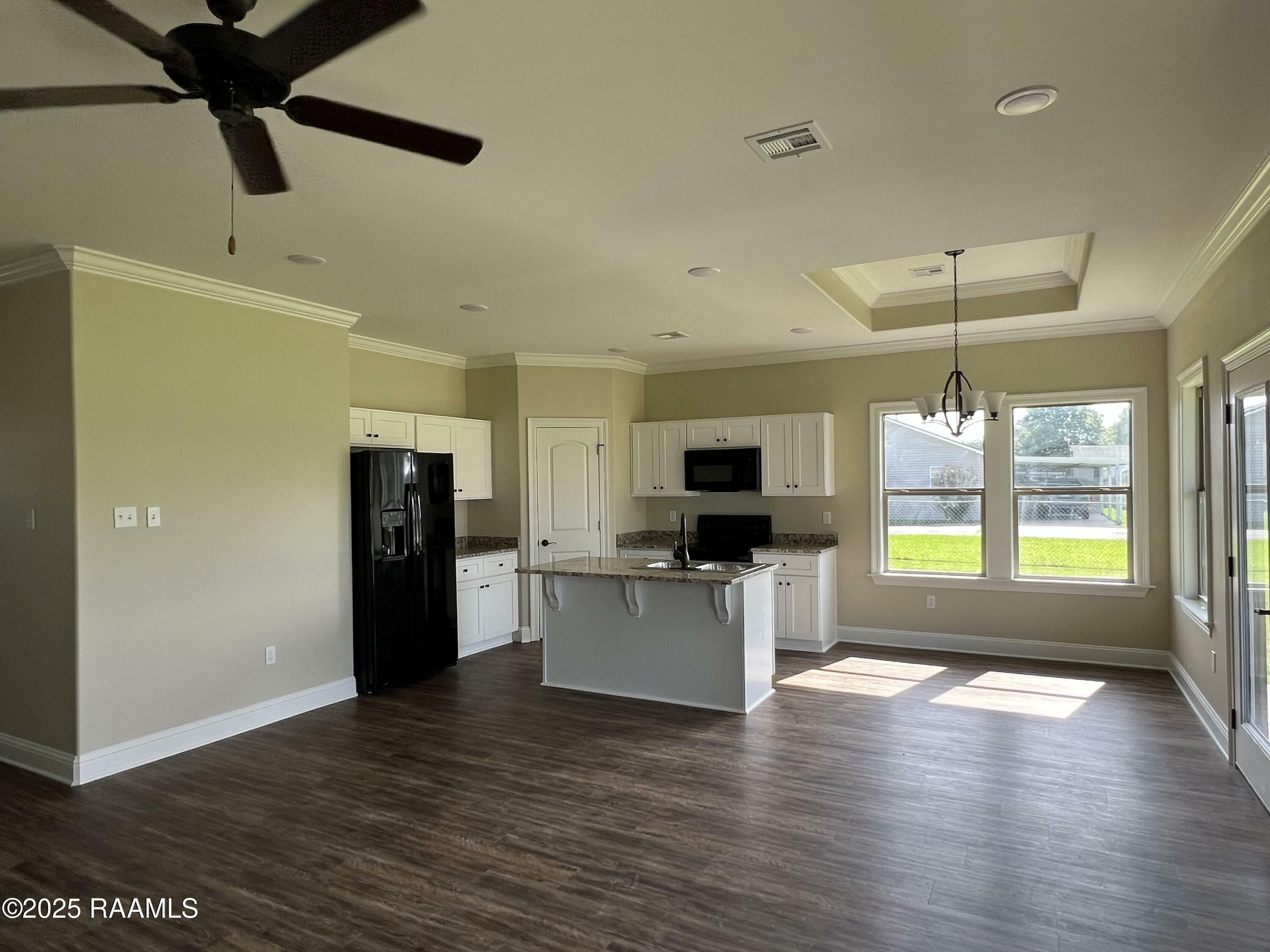 Property Photo: 284 Sugarland Circle LA 70570