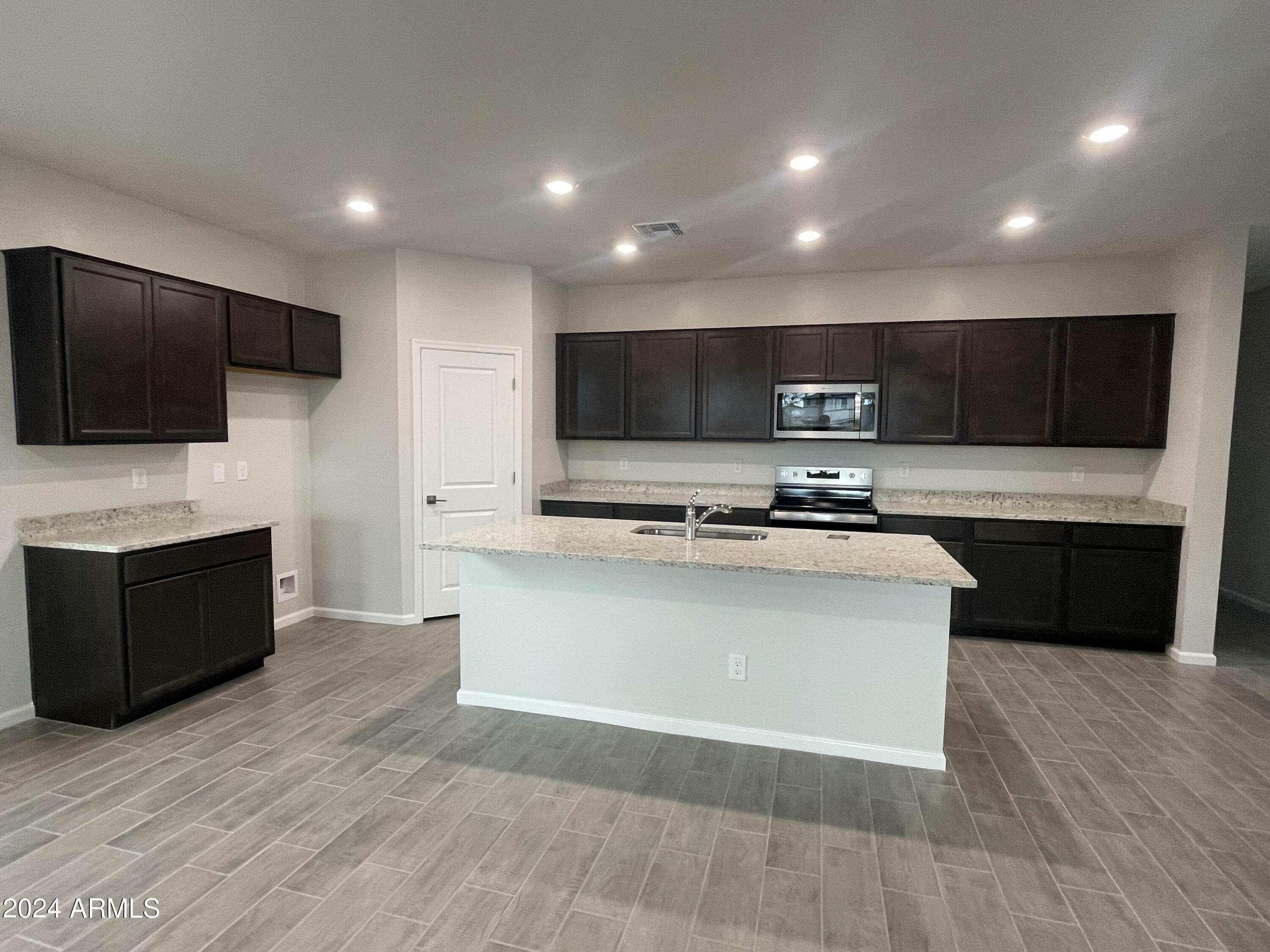 Property Photo:  2471 E Boulder Avenue  AZ 85119 