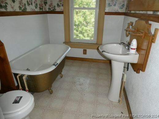 Property Photo: 409 W Main Street NC 28383