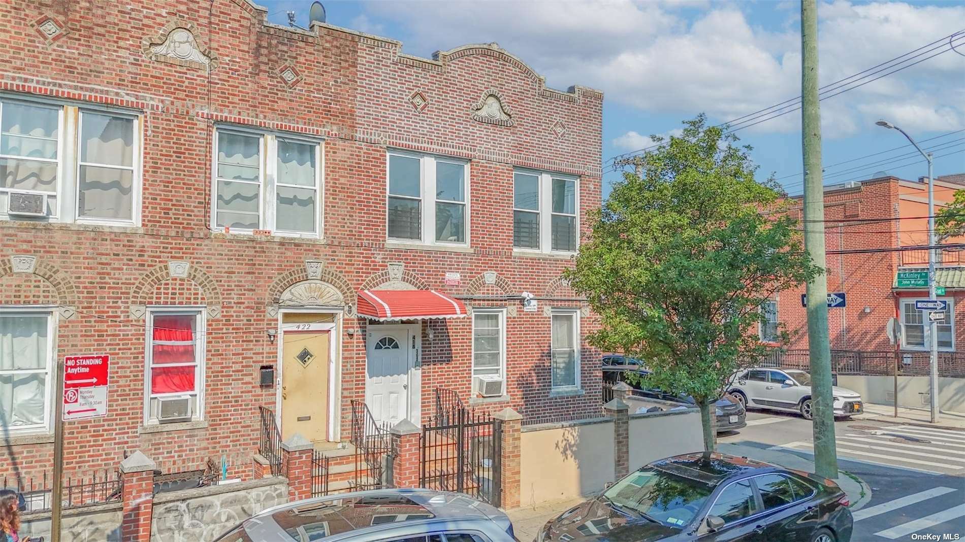 Property Photo:  418 Grant Avenue  NY 11208 