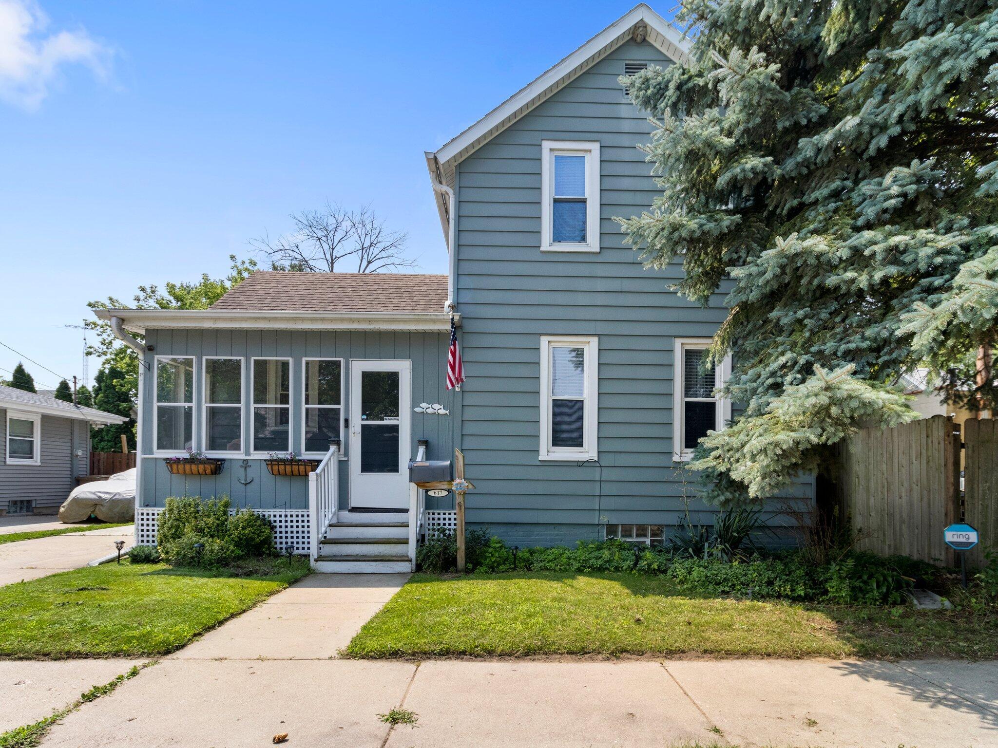 Property Photo: 617 Washington Rd WI 53140