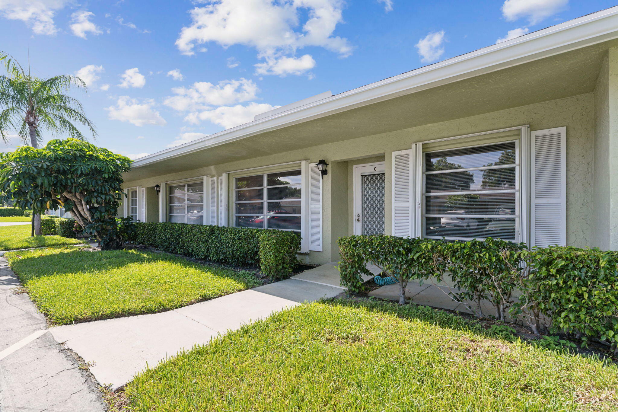 Property Photo:  1120 Cactus Terrace C  FL 33445 