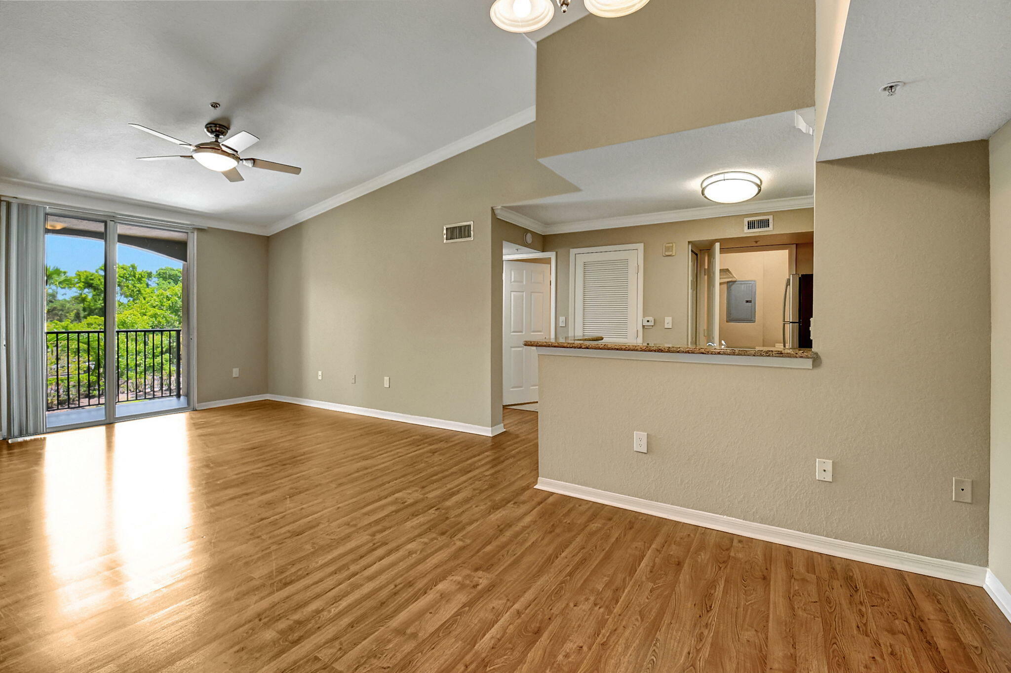 Property Photo:  15185 Michelangelo Boulevard 305  FL 33446 