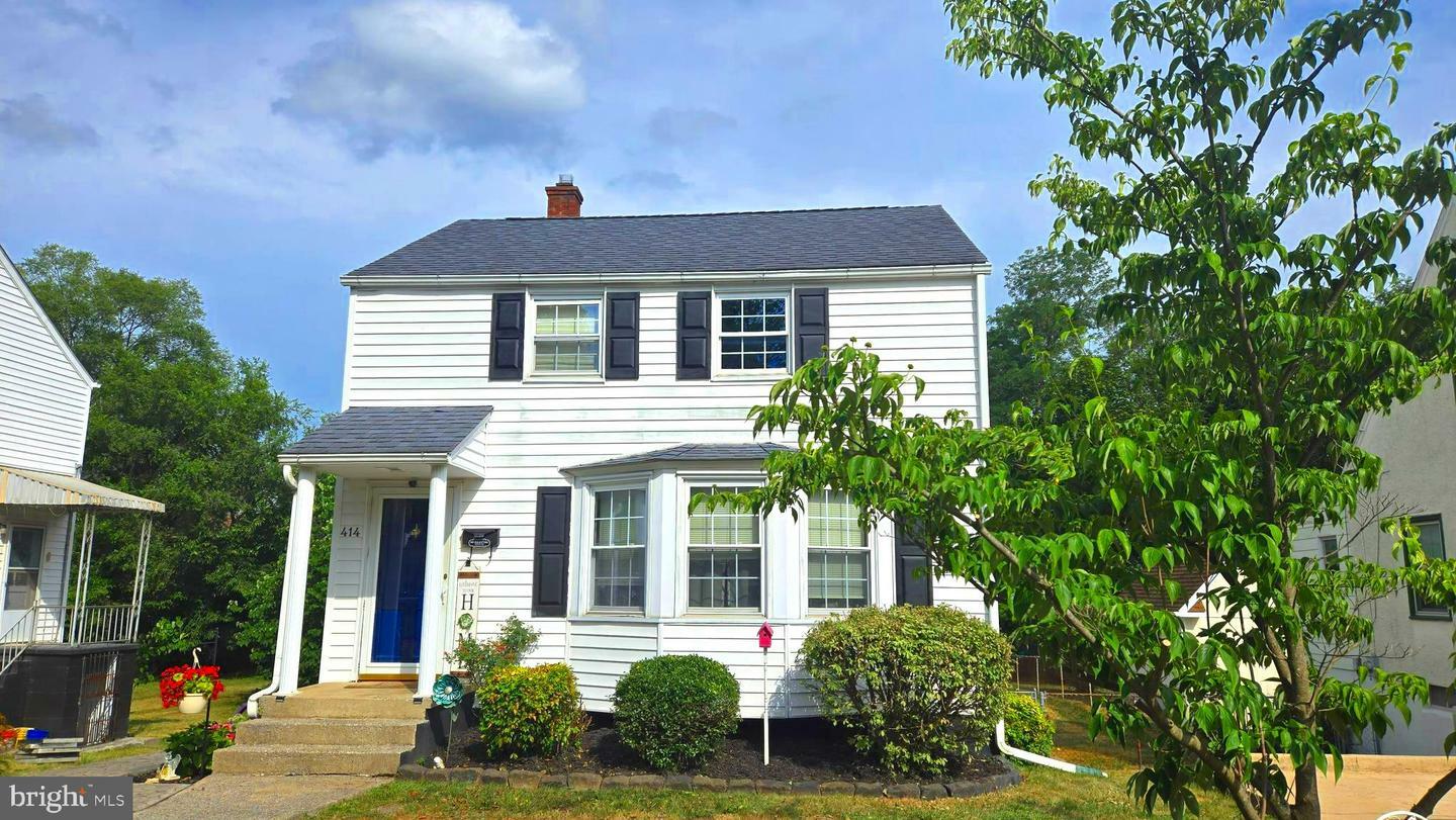 Property Photo:  414 S Tennessee Avenue  WV 25401 