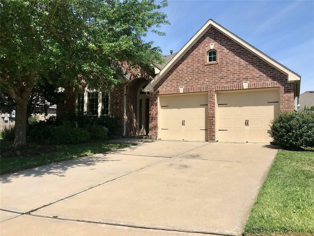 14005 Lake Hollow Drive  Pearland TX 77584 photo