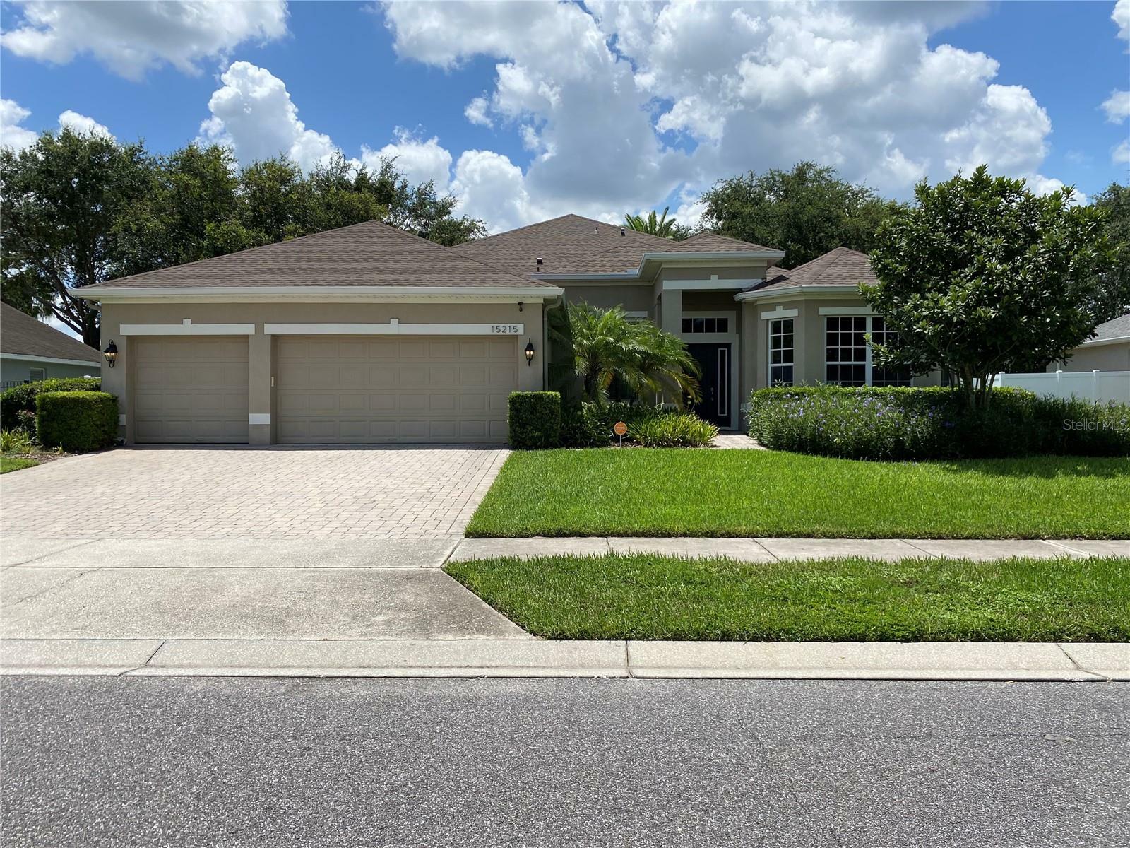 Property Photo:  15215 Serenade Drive  FL 34787 