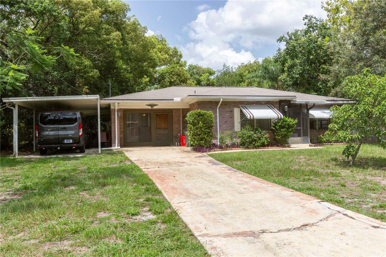 Property Photo:  8525 Cameo Drive  FL 34654 