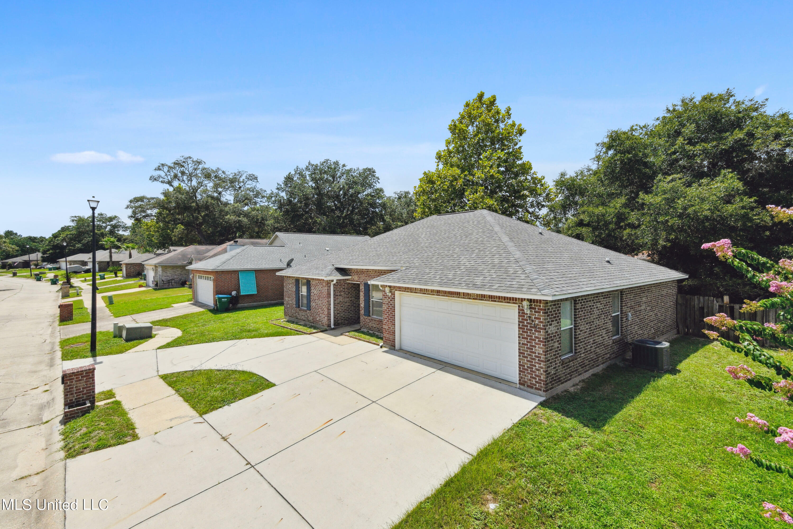 Property Photo:  2343 Anniston Oaks Drive  MS 39507 