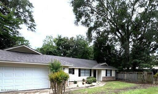 Property Photo:  205 Halstead Road  MS 39564 