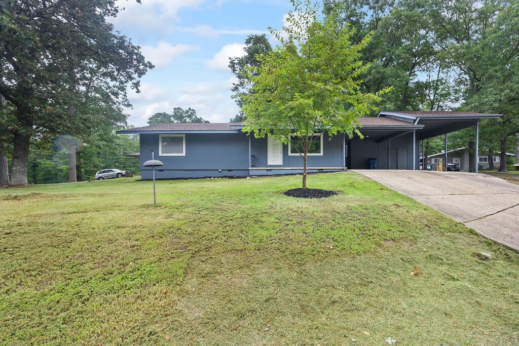 Property Photo:  34 Hinckley Circle  AR 72714 