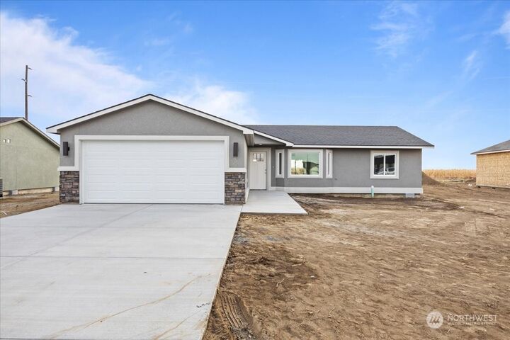 Property Photo: 722 O Street NE WA 98848