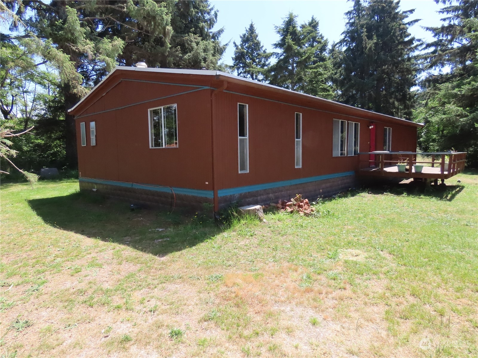 Property Photo:  1242 State Route 105  WA 98547 