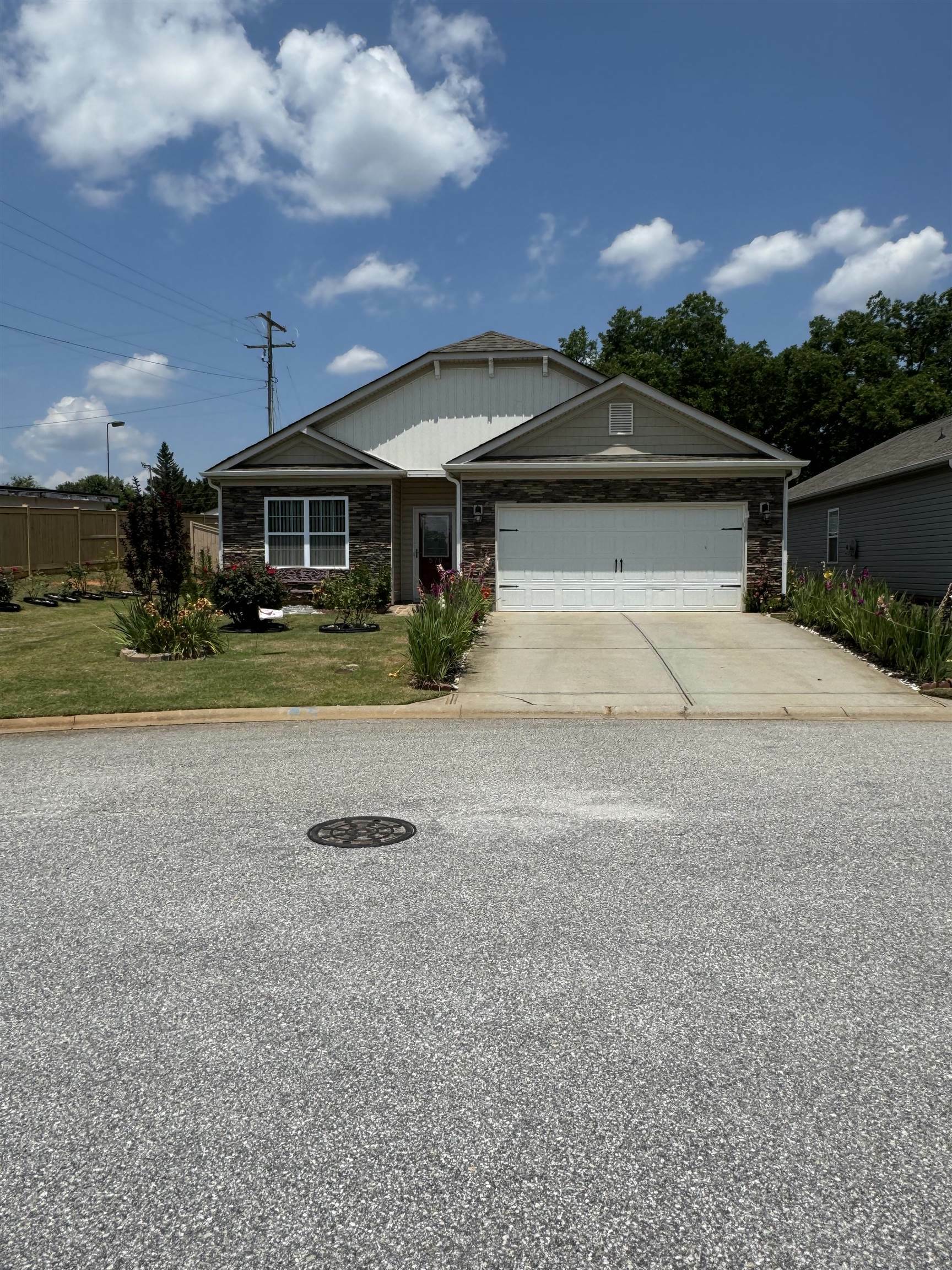 Property Photo:  570 Townsend Place  SC 29316 