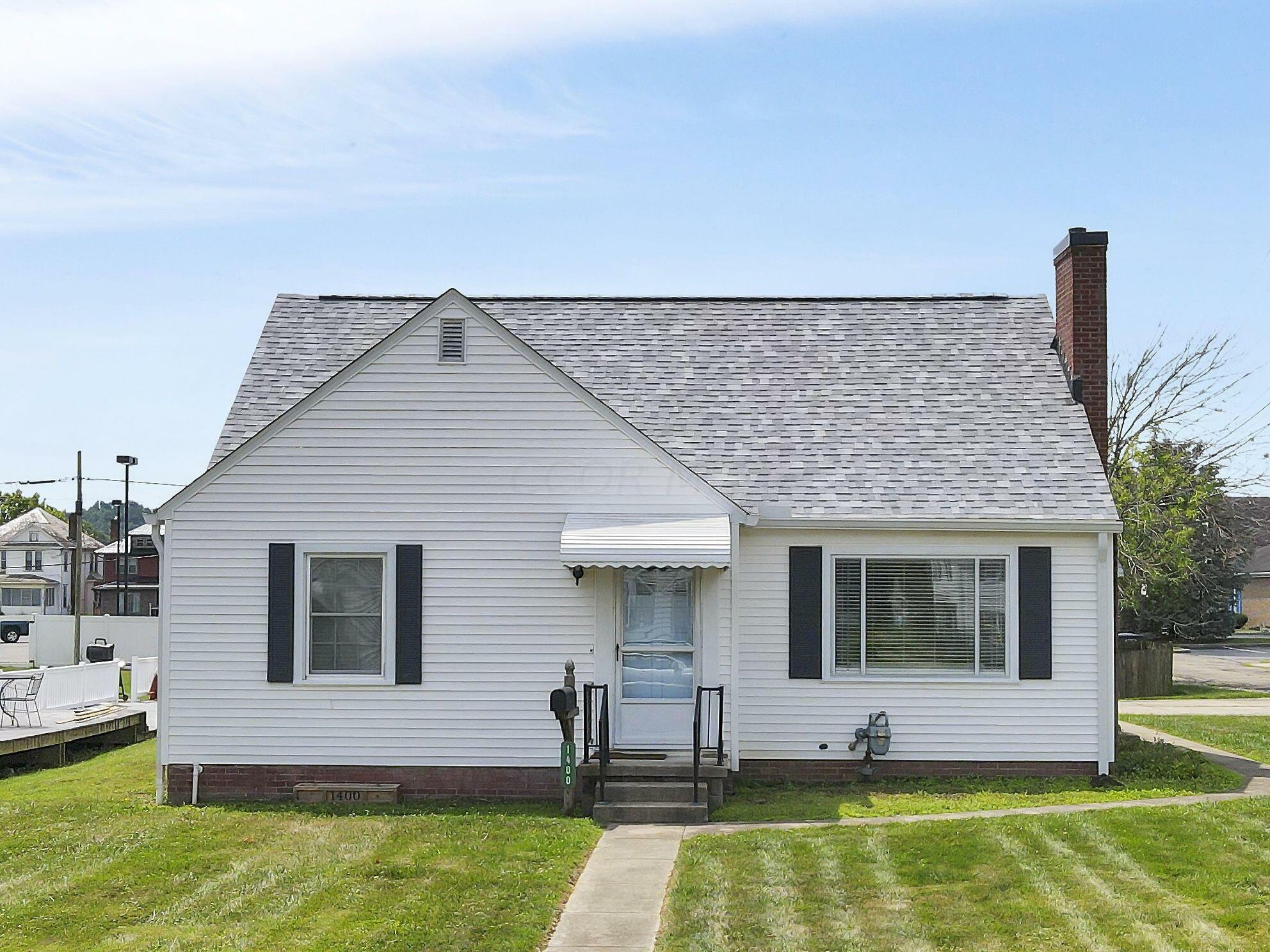 Property Photo:  1400 E Wheeling Street  OH 43130 