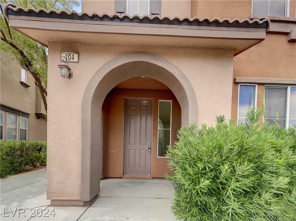 Property Photo:  1551 Plaza Centre Drive 104  NV 89135 