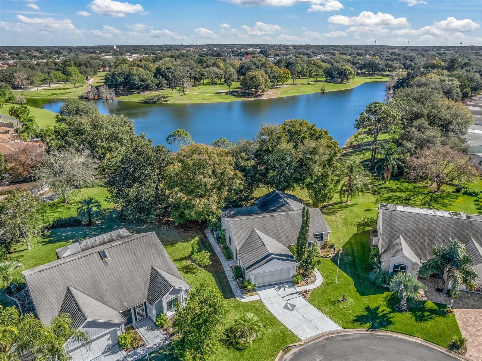 Property Photo: 1249 Granada Court FL 32159