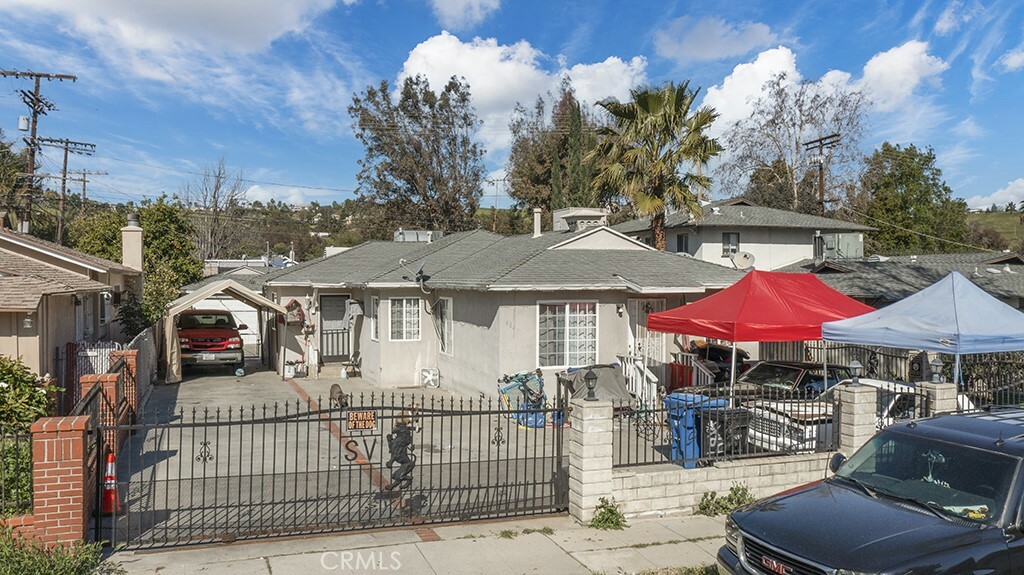 Property Photo:  4847 4849 Topanga Canyon Boulevard  CA 91364 