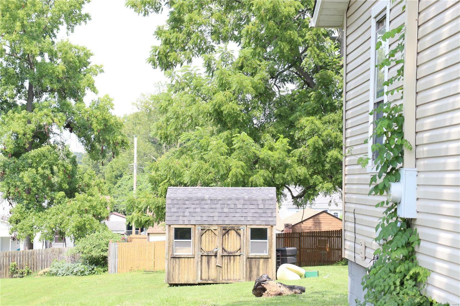 Property Photo:  909 Woodrow Avenue  MO 63028 