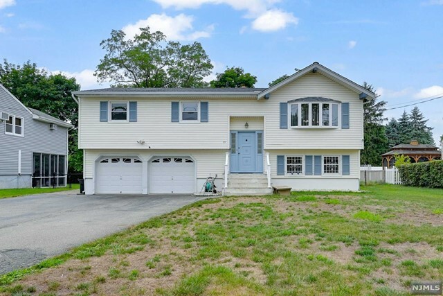 Property Photo:  33 Oak Avenue  NJ 07440 