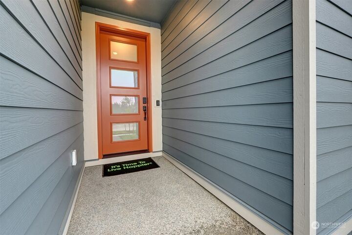 Property Photo:  14911  206th Avenue E 1373  WA 98391 