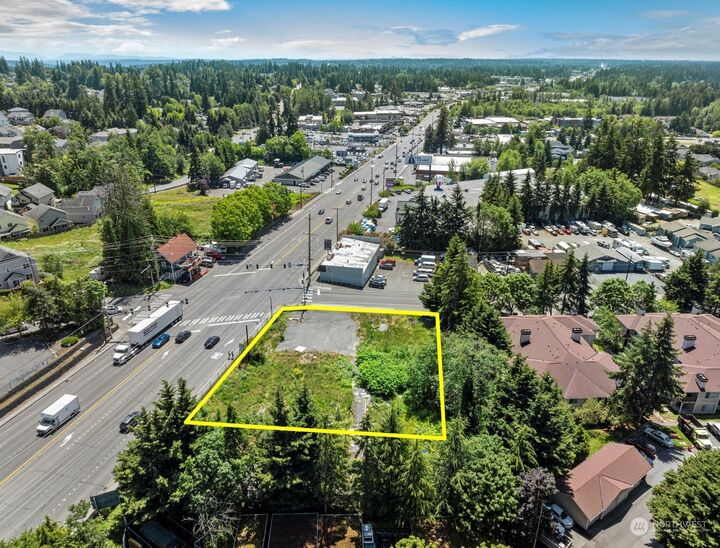 Property Photo:  4425  164th Street SW  WA 98087