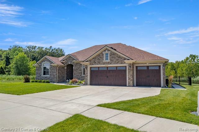 Property Photo:  6816 Pintail Road  MI 48023 