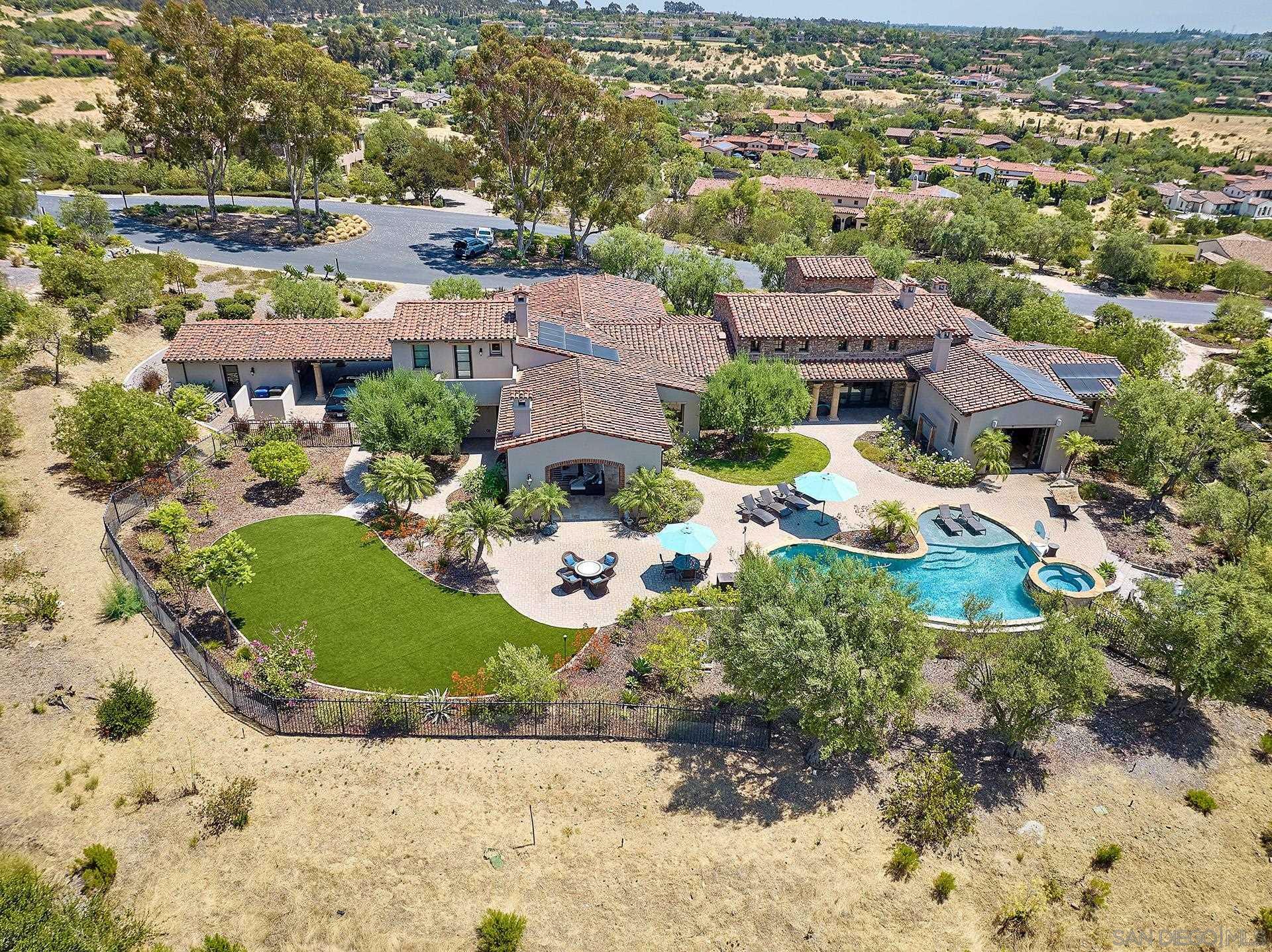 Property Photo: 7568 Northern Lights CA 92127
