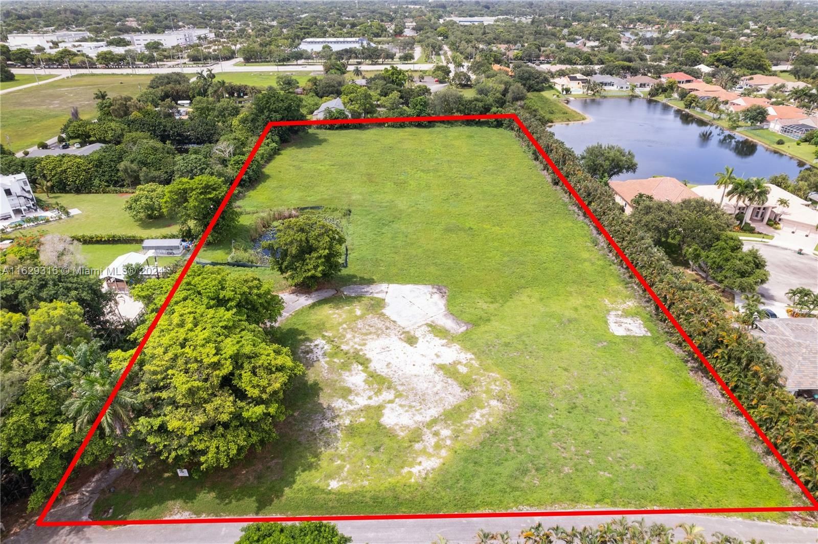 Property Photo: 3800 NW 91st Ave FL 33024