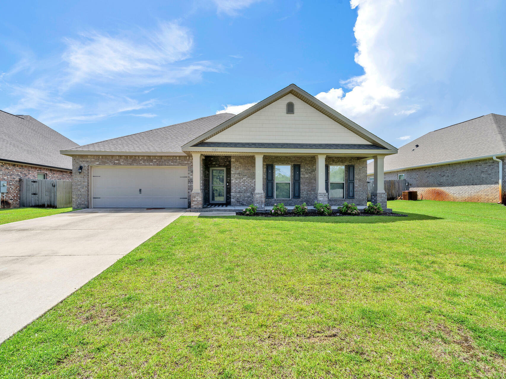 Property Photo: 3527 Turquoise Drive FL 32566