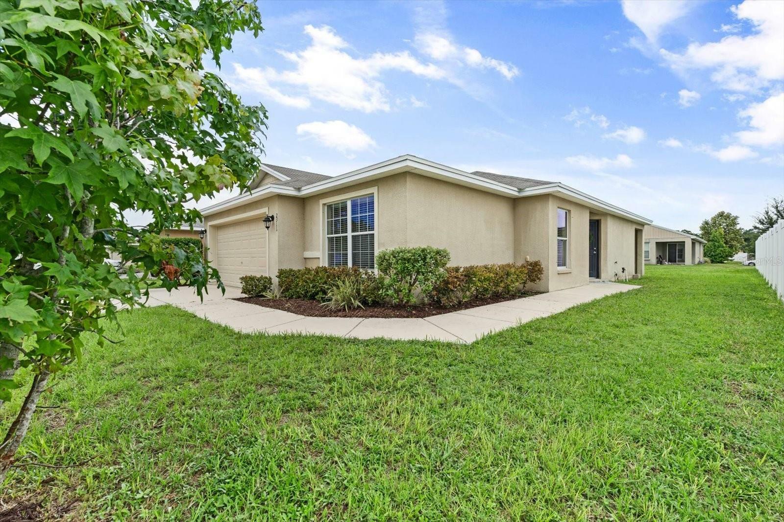 Property Photo:  2311 12th Avenue E  FL 34221 