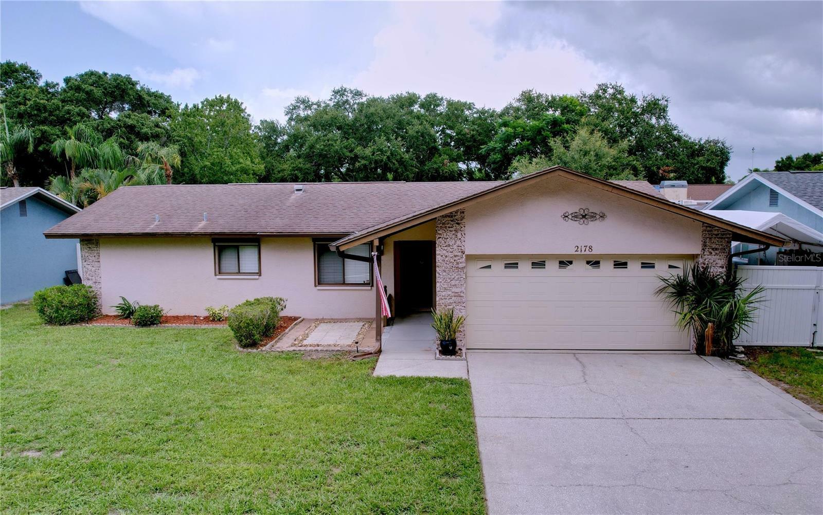 Property Photo:  2178 Briarway Drive  FL 33763 