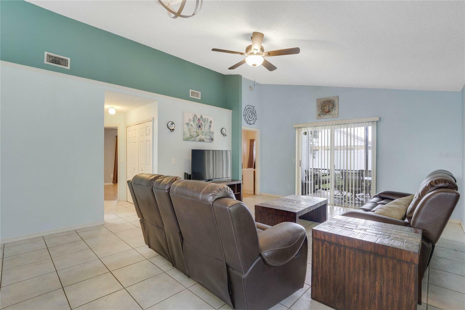 Property Photo:  11404 Kenley Circle  FL 32824 