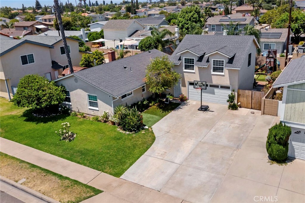 Property Photo:  3803 E Palm Avenue  CA 92869 