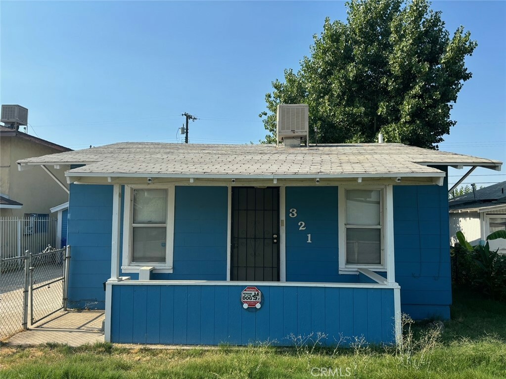 Property Photo:  321 Decatur Street  CA 93308 