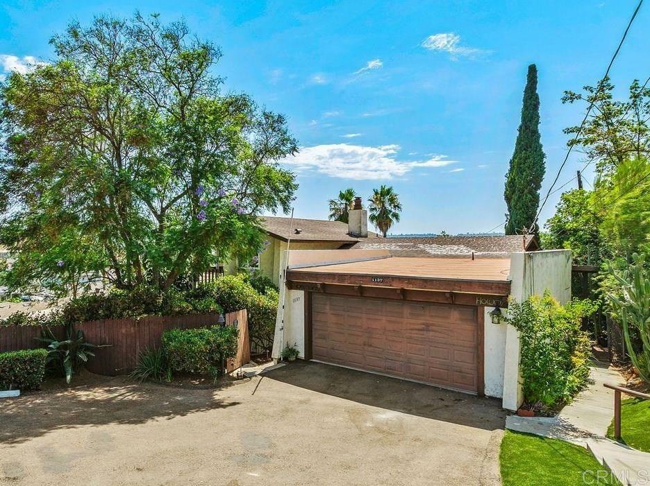 Property Photo:  1137 Dawnridge Avenue  CA 92021 