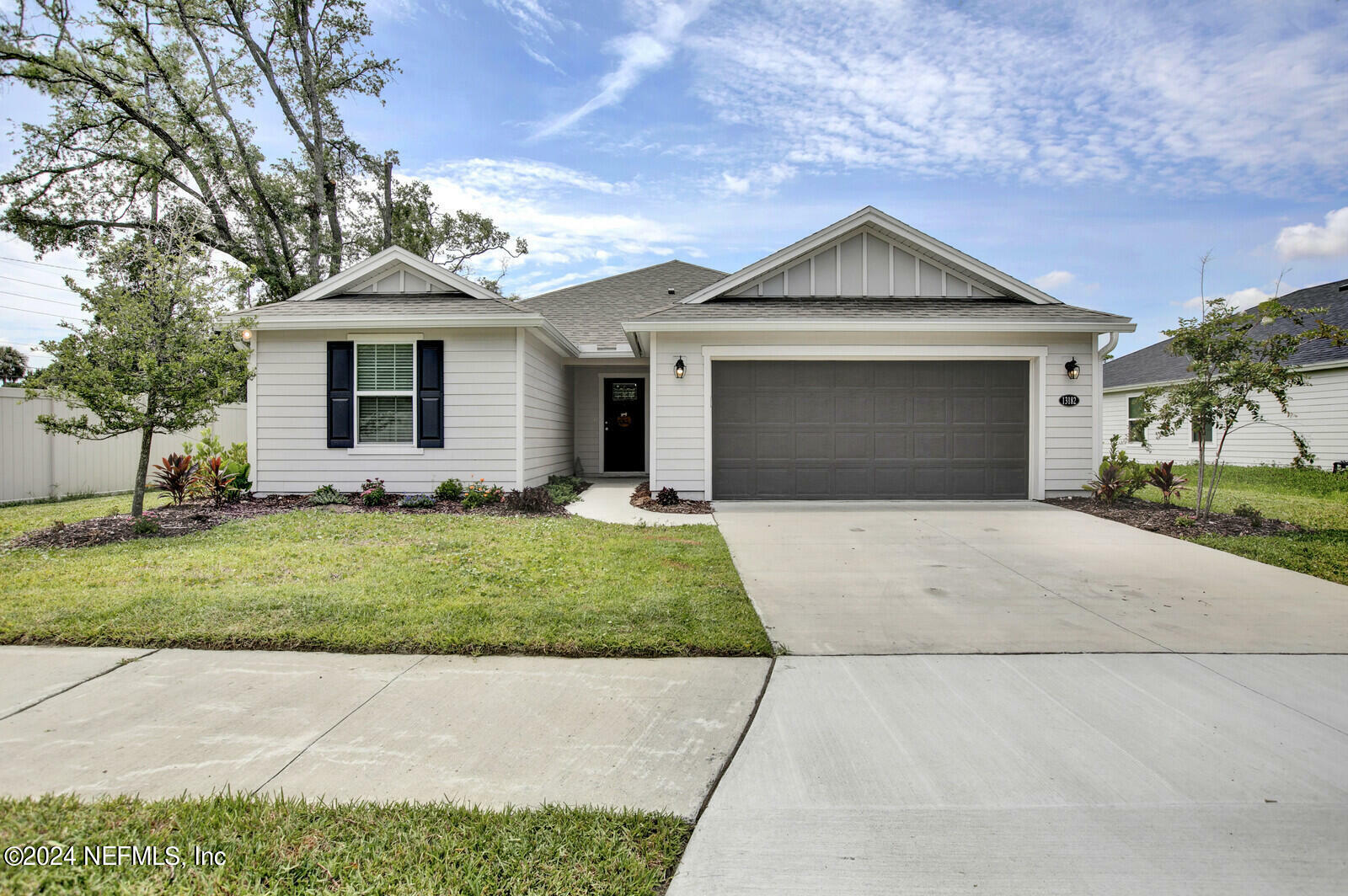 Property Photo:  13182 Palmetto Bluff Drive  FL 32225 