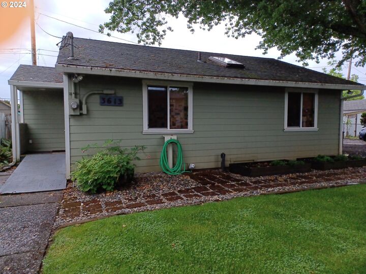 3613 E McLoughlin Blvd  Vancouver WA 98661 photo