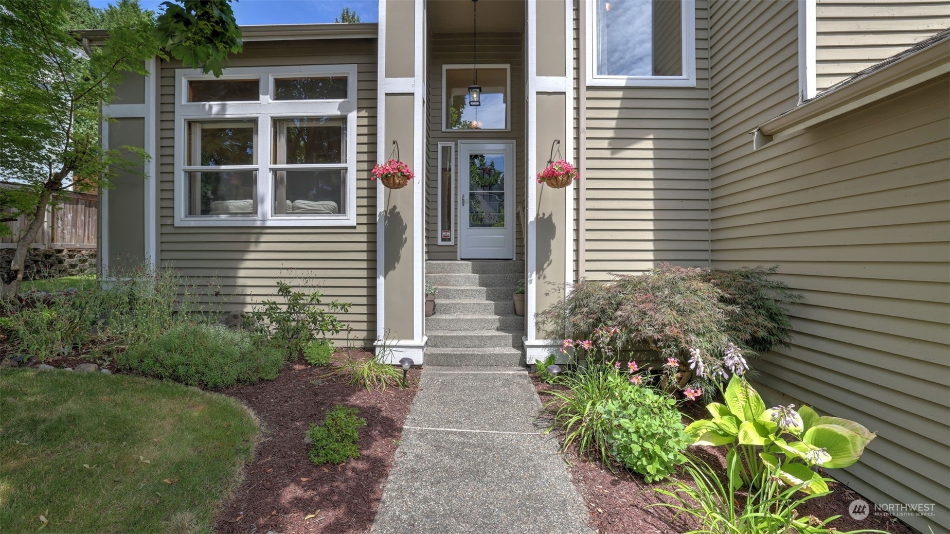 Property Photo:  8758 NE 144th Court  WA 98034 