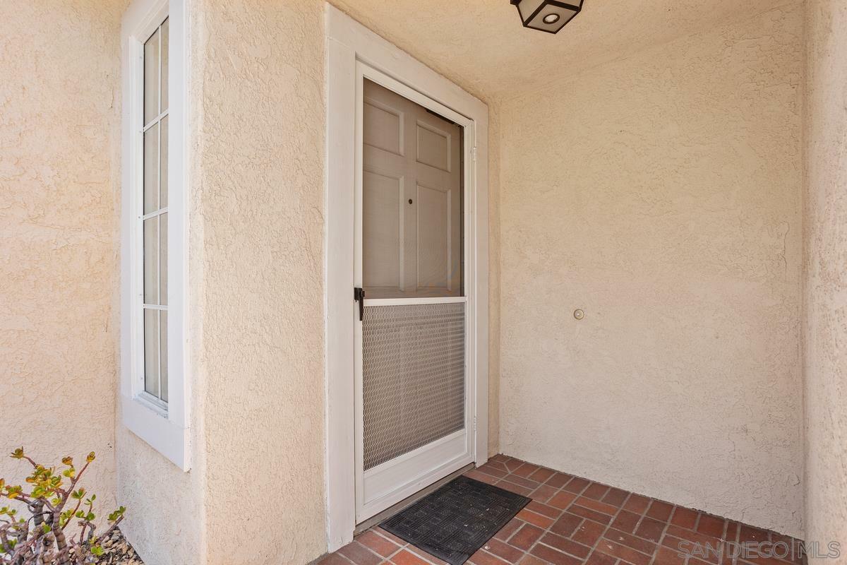 Property Photo:  1819 Ithaca Dr  CA 92081 